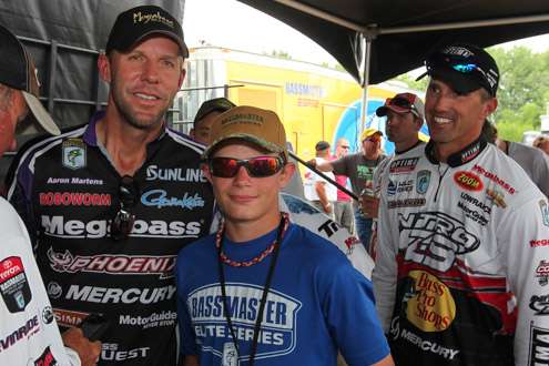 <p>Aaron Martens takes time to talk about his successful Day Three with the future Elite angler.  Martens is in 1st with 47 pounds, 12 ounces.</p>
