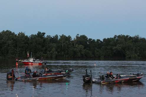 <p>The Boat US tow boat led the competitors out into the river for the second day of competition.</p>
