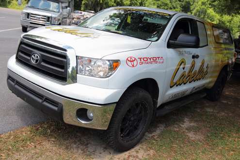 <p>Let's check out Elite Series pro Mike McClelland's Toyota.</p>
