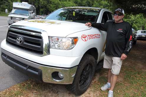 <p>Mike and his truck, which carries him all over the country fishing in Elite Series events. </p>
