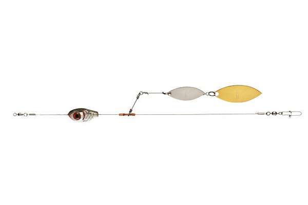 <p><strong>BOOYAH Boo Spin Rig</strong></p> <p>The BOOYAH Boo Spin Rig opens the door to unlimited possibilities. Consisting of a weighted baitfish-shaped head and a pair of spinnerbait blades attached to a super-strong, flexible wire, the Boo Spin Rig lets anglers attach any lure in their tacklebox to create a look and action never before achieved. </p> 