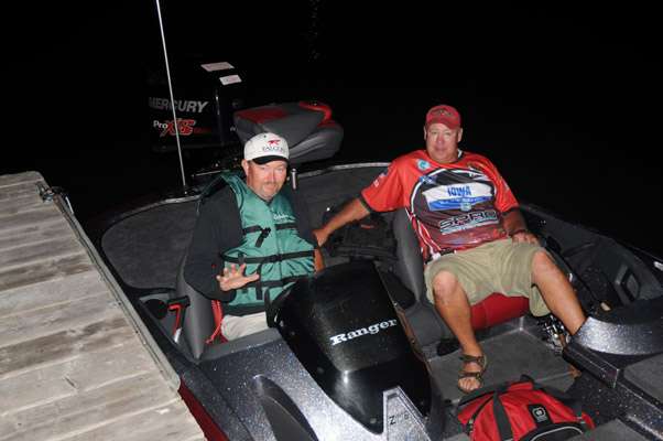 Waiting in Boat No. 2 are Bob Bayless and Dan Parker.