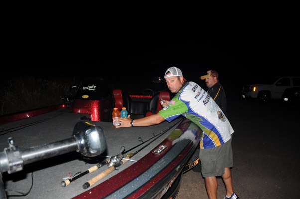 Nathan Gray loads up on drinks for another hot day on Lake Francis Case for the B.A.S.S. Nation Northern Divisional.