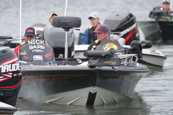 <p>Day One leaders Nick Barr and Jared Walker of Eastern Washington University idle through boat check.</p>
