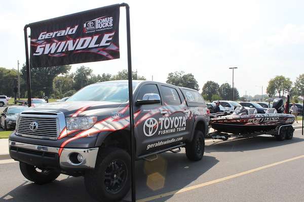 The Toyota Fishing Team Elite pros were in attendance. 