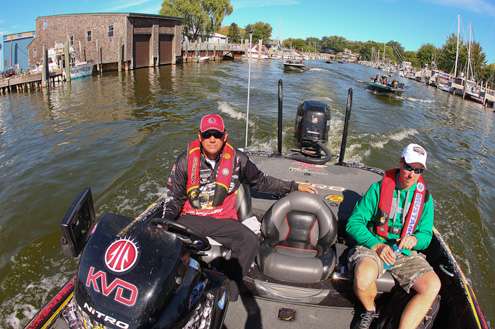 James Overstreet jumped in Kevin VanDam's boat for part of the day. Here are some photos of their day together. 