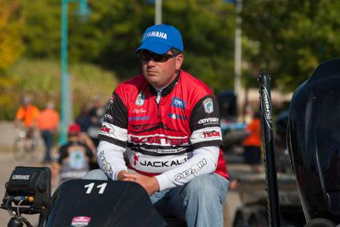 Cliff Pace is ready to hit the stage.  Pace is in 1st after Day One with 14-4 lbs.