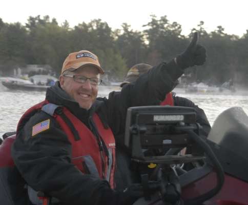 Robert Williamson gives a thumbs-up to the supporters of the Maine B.A.S.S. Nation.
