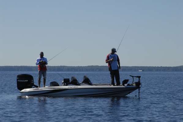 Eloy Fernandez Jofre of Spain and Phil Curtis of Ontario had three fish in the boat by 11 a.m.