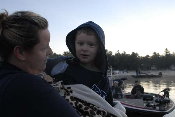 Preston and his mom, Kym, are at the dock to wave at Prestonâs dad, Greg Horne of Rhode Island.
