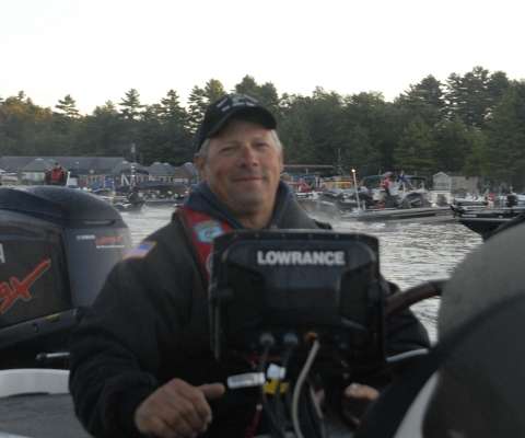 Roger LaFlamme of Maine begins the day in seventh place.