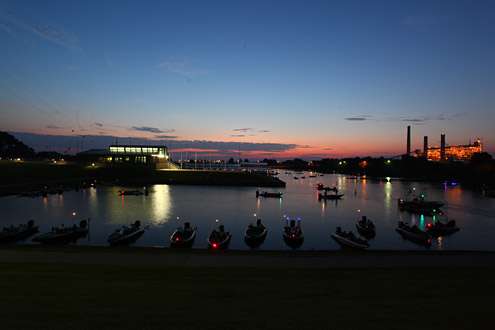 Boats pour into the Three Forks Harbor bay in Muskogee, Okla. for Day One of the Bass Pro Shops Central Open #2 on the Arkansas River.