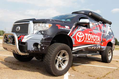 Mike Iaconelli lets us check out his tricked out Toyota rig.