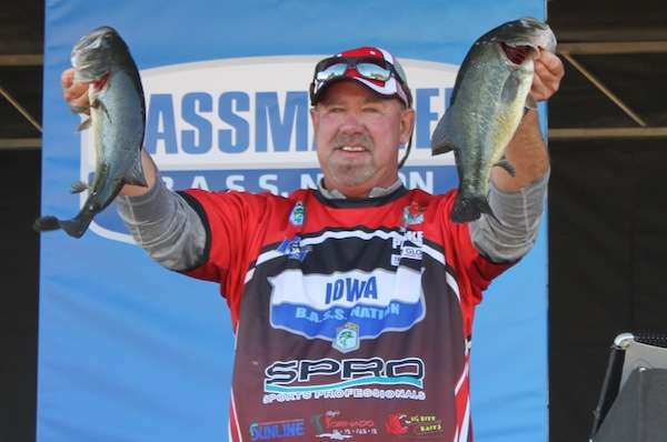 Dan Parker of Iowa had 2 fish for 6-12 on Day One. 