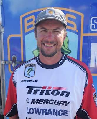 Jim Barczak of Wisconsin is a design engineer. In his spare time, he enjoys hunting, shooting, dirt biking, snowmobiling and spending time with his family. Barczak is a member of the Oshkosh Bassmasters, and heâll represent his state in the Northern Division.