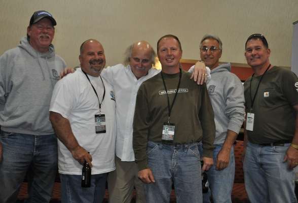 Officers of the Eastern Division chapters pose with their comrade, Bassmaster.com writer Don Barone.