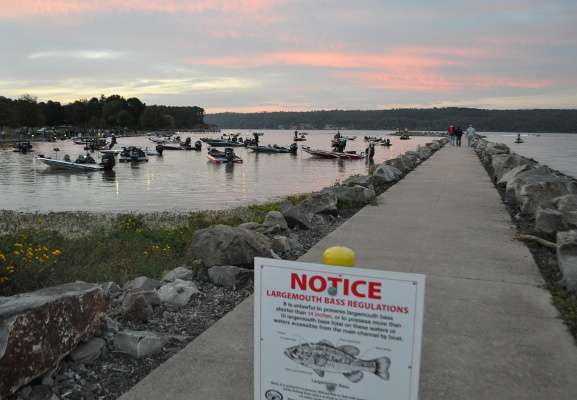 Anglers are reminded of the regulation that has plagued them at this tournament â a 14-inch minimum length.