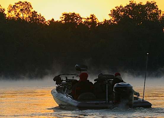 Dawn broke cold and clear on the Arkansas River for the practice day of the Bassmaster Junior World Championship.