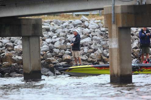 There are miles of riprap to be fished on Mississippiâs Ross Barnett Reservoir.