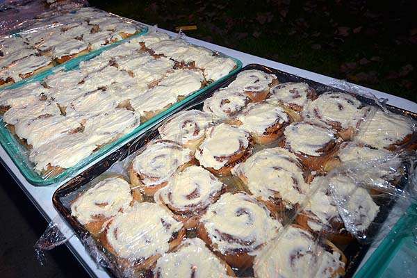 Trays of fresh cinnamon rolls were at the registration for no charge.