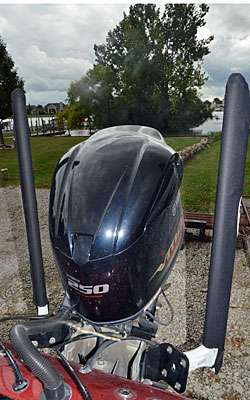 <p>Dove's Yamaha SHO 250 is nestled between two Power-Poles, mainstays on the Elite tour.</p>
