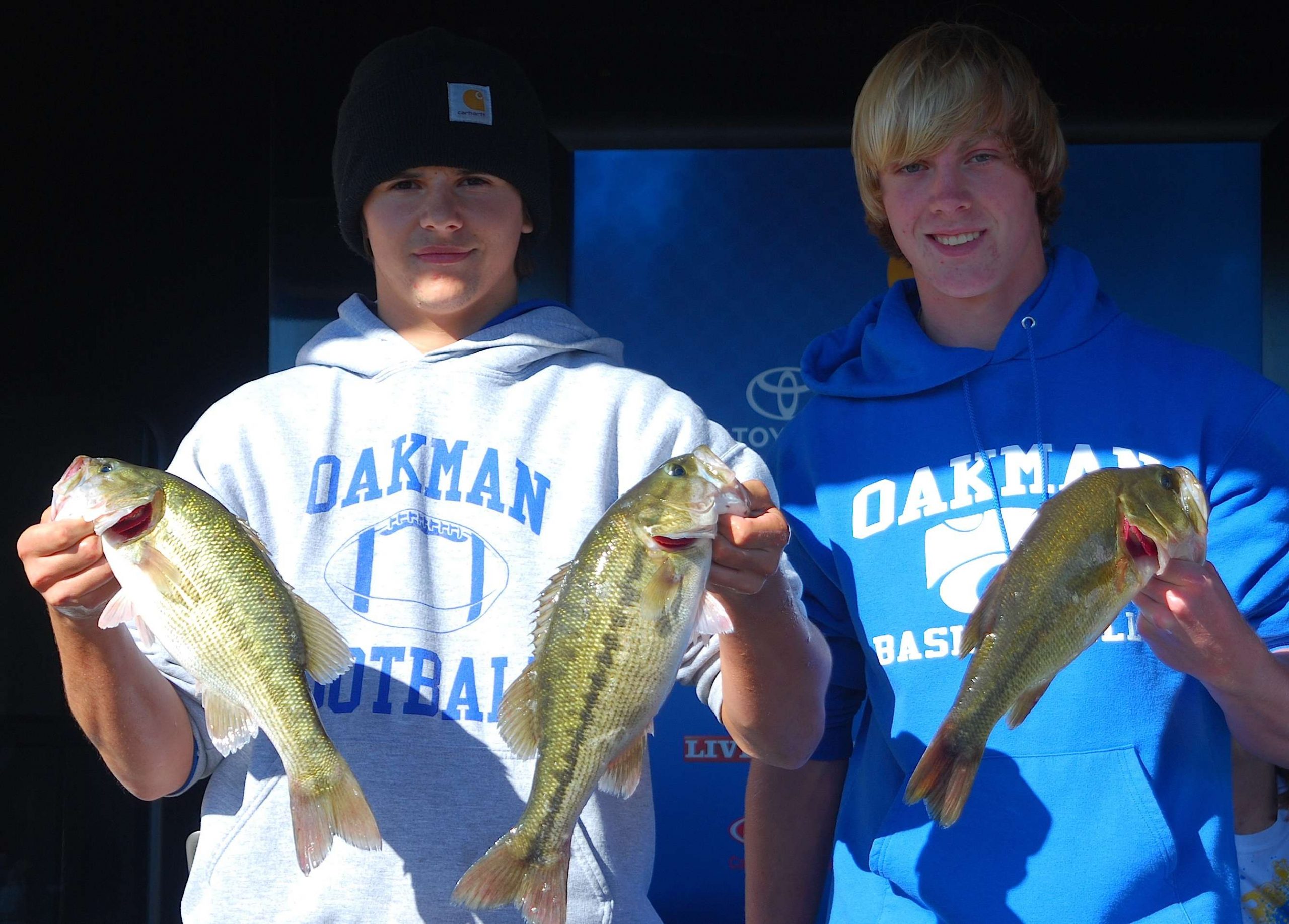 Austin Swindle and Dylan Willcutt from Oakman High finished in 14th place. 