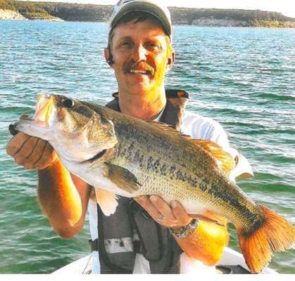 <b>Bernard E. Klimaszewski</b>
11 pounds, 5 ounces
Stillhouse Hollow Reservoir, Texas
4-inch Zoom Lizard (watermelon red)
