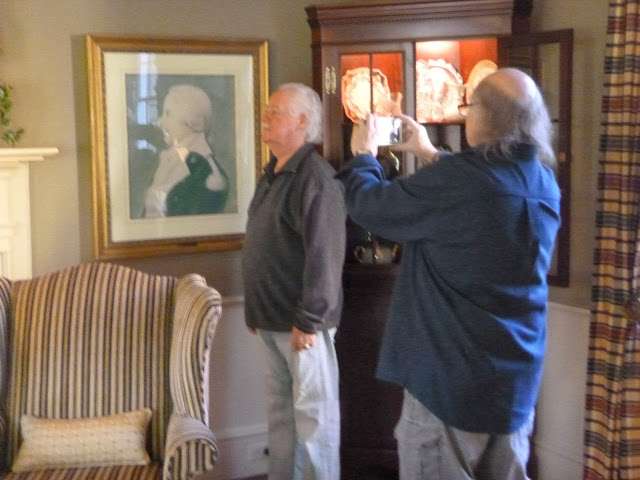 Hey remember that photo of John's dad Bill next to the painting of General 