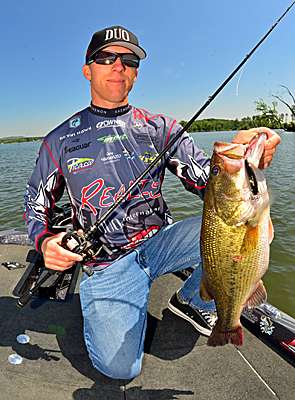 <p>Later, this one fell for a Duo Realis M65 crankbait. In a half day's work, Hawk was well on his way to a healthy limit. Hawk hopes to be in contention come the Classic next February.</p>
