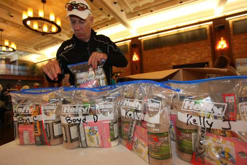 <p>For the anglers taking part, Hoover prepares lunches designed to replace some of that lost energy, helping them perform better over a longer period of time. </p>
