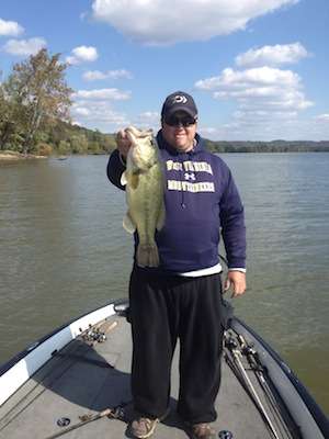 âThey say there arenât any big fish on the Ohio River. Well, this October bucketmouth sure liked my little jig!â explained Brian Trunk of his 4.15-pound Ohio River bass. 