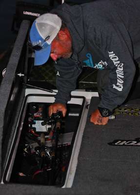  Jeff Kriet starts the final day of fishing in 6th place with 36 pounds, 7 ounces. 