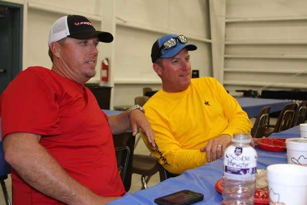 Russ Lane and Kelly Jordon are a couple of Elite anglers and Classic veterans taking their last shot at a Classic berth for this year. Between them, they have 14 championship appearances on their rÃ©sumÃ©s.