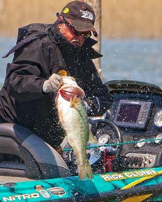<p>Whenever the Elite Series pros venture to a tournament at a place known for growing giant largemouths, they break out their favorite big bass baits. Some of their lure choices are obviously geared toward the fatties, but others might not be what youâd expect. </p>
