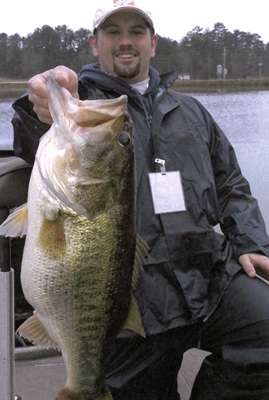 Anthony M. Stanfill
10 pounds, 11 ounces
S-14 Auburn University Fisheries 
3/4-ounce Booyah Chatterbait (chartreuse/white)
