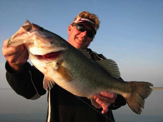 <p>Classic right now! Records will fall! To win no less than 25lbs a day! Bass needs to keep the Classic the Classic! â Rick Morris, Nov. 18, <strong><a href=