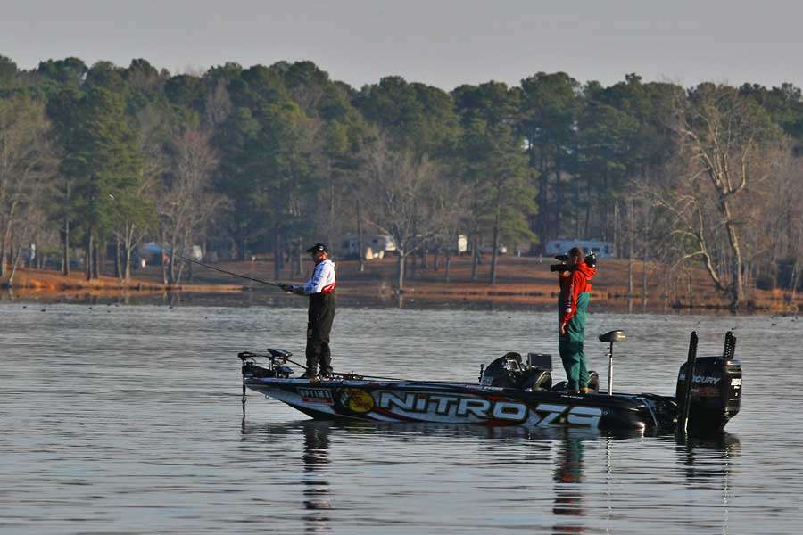 Edwin Evers has one last chance for Classic glory. Here are some photos of him on the water during the final day of the 2014 GEICO Bassmaster Classic. 