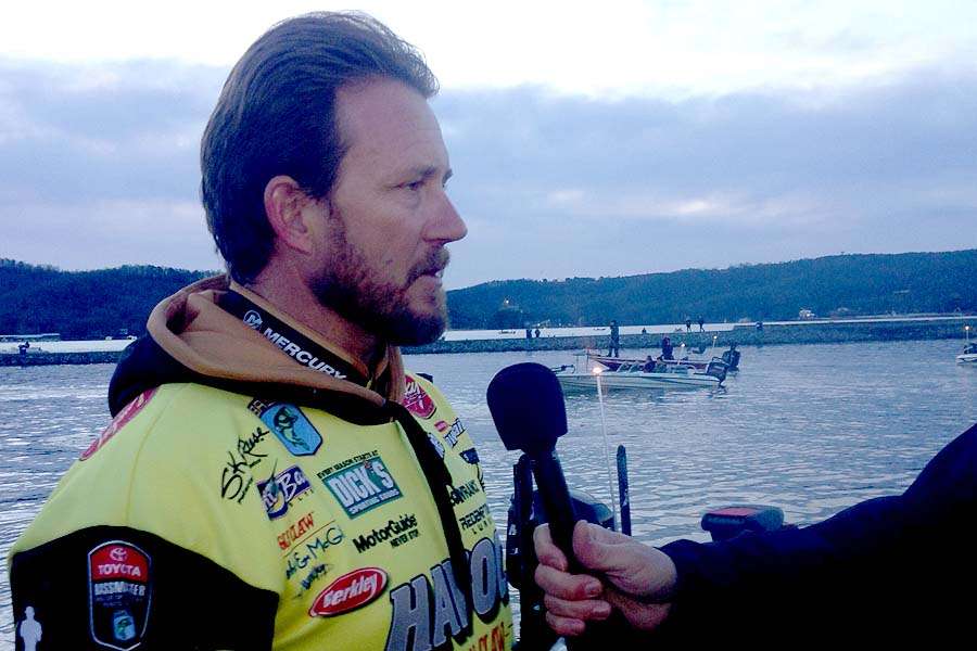 Skeet Reese and other big hitters on the Bassmaster Elite Series tour were covered up with writers and photographers the moment they pulled up to the dock in the morning.