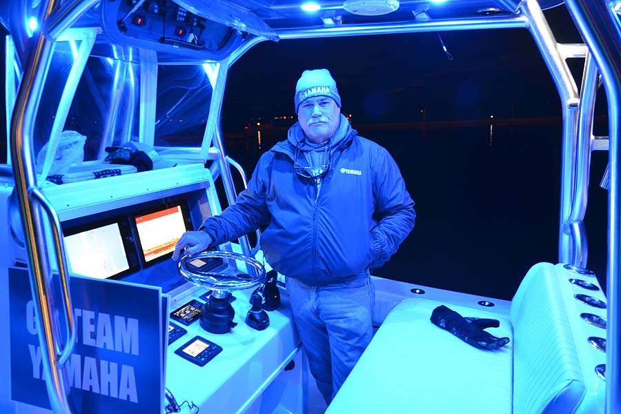 Professional saltwater angler George Mitchell has his slick Yamaha powered boat on display every morning. The freaky blue lights attracted fans like mosquitoes to a campfire.
