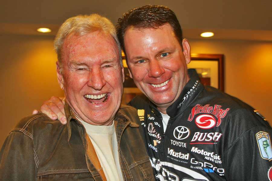 Jerry McKinnis and Kevin VanDam are all smiles. 