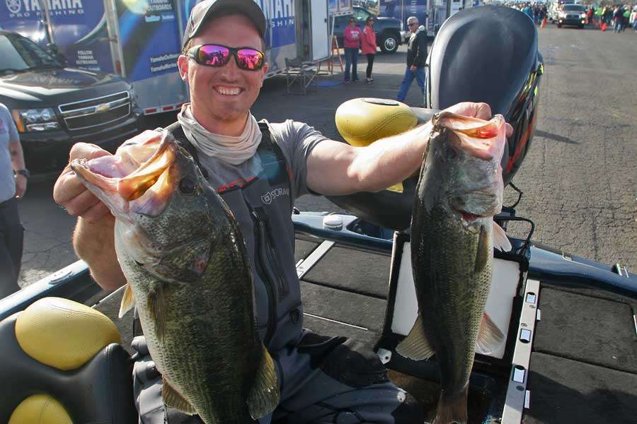 One of the first to weigh-in, Mueller's actual weight was 32-3, eclipsing the one-day Classic record of 29-6 set by Luke Clausen in 2006 at Lake Toho.