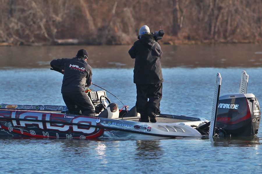 Randall Tharp started Day 2 of the GEICO Bassmaster Classic in first place, and that means that James Overstreet was watching closely to see how his day went. 