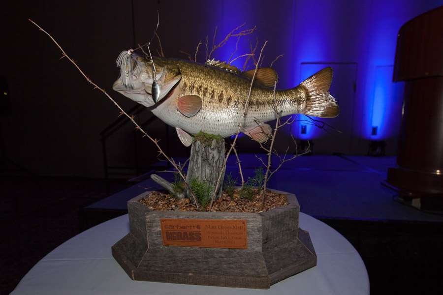 2013 Carhartt Big Bass trophy