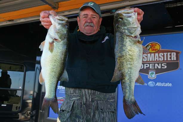 Russell Rhodes, co-angler (3rd, 15-14)