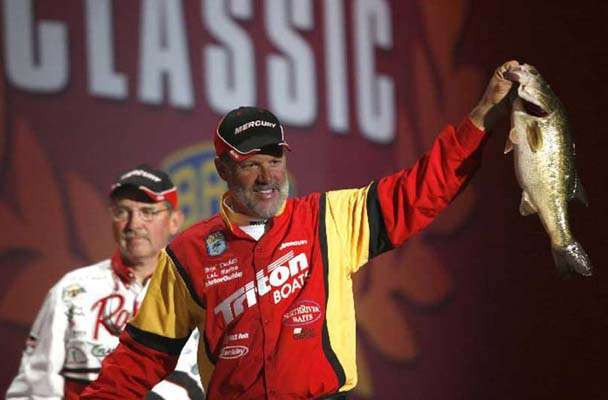 <p>Boyd Duckett was a virtual unknown Opens angler, who slipped by all the home-field voodoo to become the only Classic champion to win at home. Incidentally, he lives on Lake Guntersville now, but failed to qualify for the 2014 event.</p>
