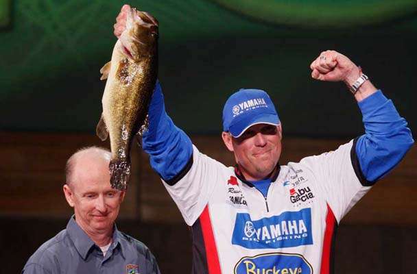 <p>Russ Lane was a favorite on Lay Lake - about an hour from his hometown of Prattville, Ala. -  but fell to Kevin VanDam.</p>
