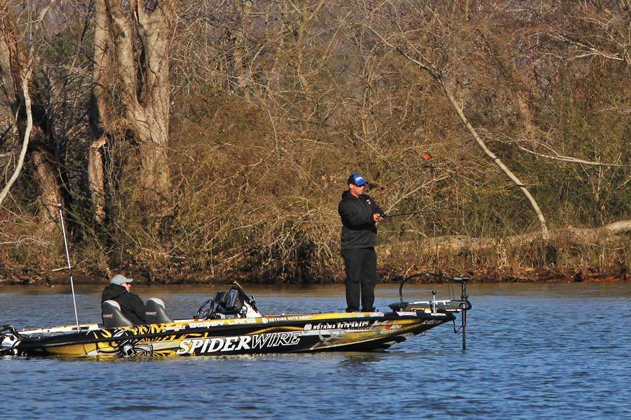 12th: On Day 2 Bobby Lane fished clay banks in the backs of creeks in 1 1/2 feet. On Day 3 he fished eelgrass in 8 feet in the main river. In both cases he used a Sebile Lipless Seeker crankbait in an orange craw color. With only six to seven bites per day, key for him was patience.