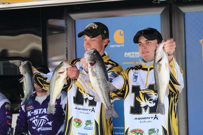 Ben Verhoef and Tommy Hebson qualify for the Carhartt College Series National Championship with 23-9 for 6th.
