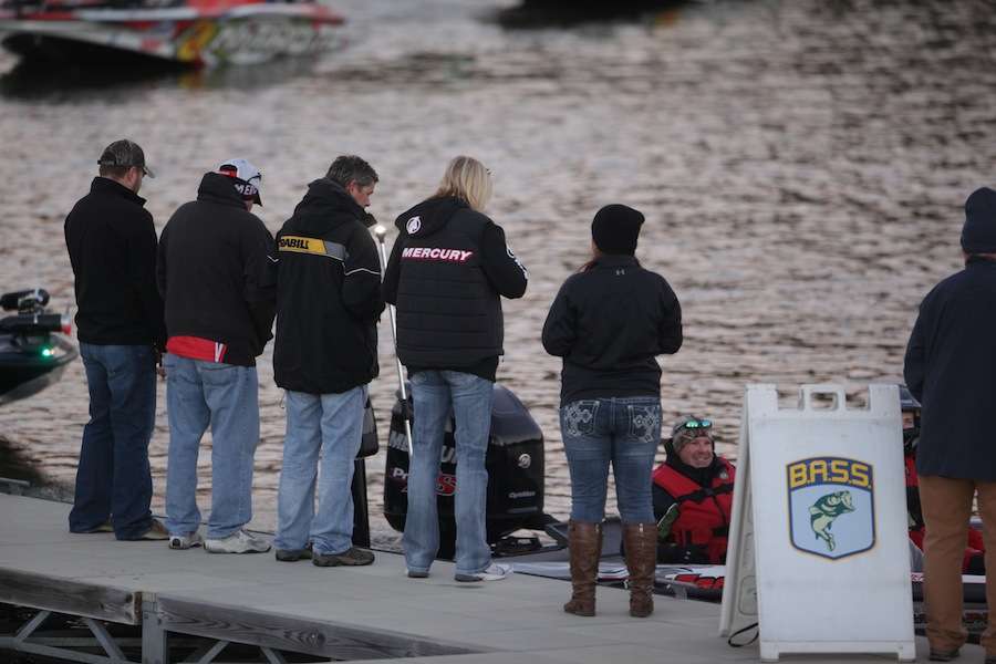 Service crews, friends and families all wish the anglers good luck. 