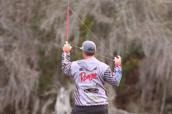 Brett Hite sits on top of the Leaderboard on the final day of the Dick Cepek Tires Bassmaster Elite at Lake Seminole presented by Hardee's. See if he can add to his 71-11 total and bring home the season-opener trophy! 